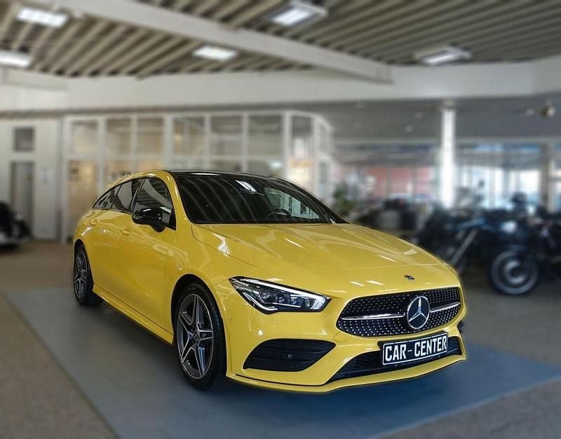 Gelb Gebraucht 2020 Mercedes CLA220 AMG Limousine | 25.750 € (Superpreis) - Bild 1/4