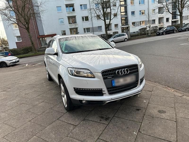 Weiß Gebraucht 2008 Audi Q7 S-Line SUV | 7.500 € - Bild 1/4