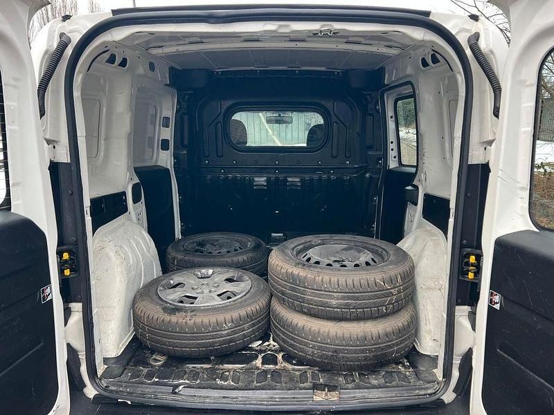 Usado Opel Combo 95 HP (69 kW) 2018 Branco Monovolume