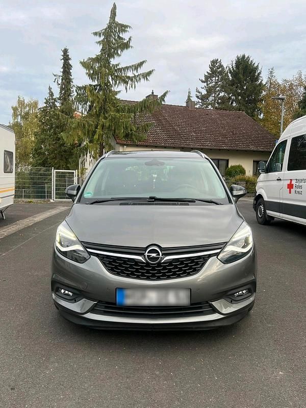 Gebraucht Opel Zafira 170 PS (125 kW) 2017 Grün Van / Kleinbus