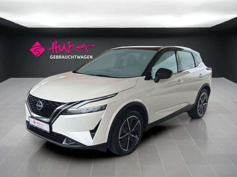 Pearl white pearleffekt (metallic) Gebraucht 2023 Nissan Qashqai Tekna SUV | 27.890 € (Fairer Preis) - Bild 1/4