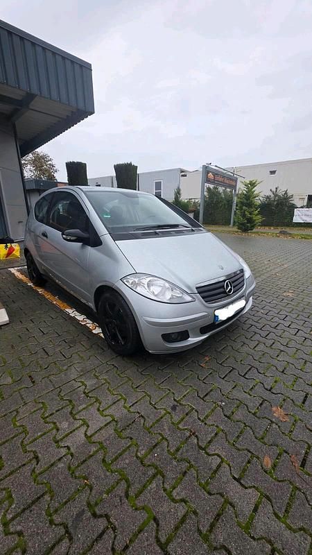 Gebraucht Mercedes A180 109 PS (80 kW) 2006 Grau Kleinwagen