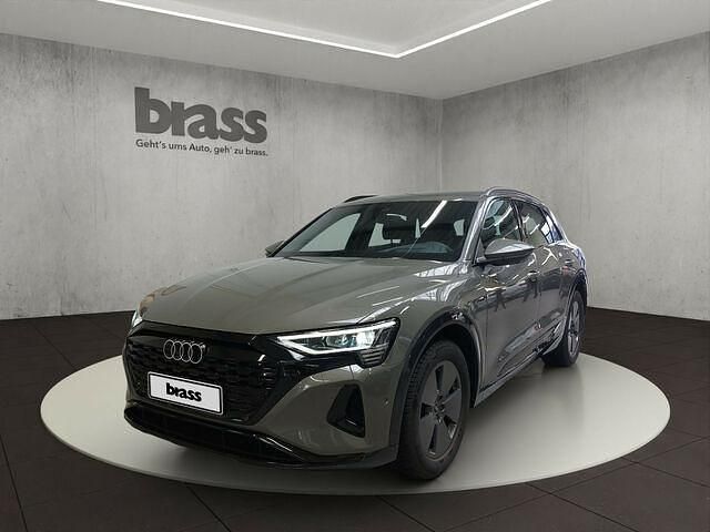Gebraucht Audi Q8 e-tron Advanced 250 kW (340 PS) 2023 Chronosgrau metallic SUV