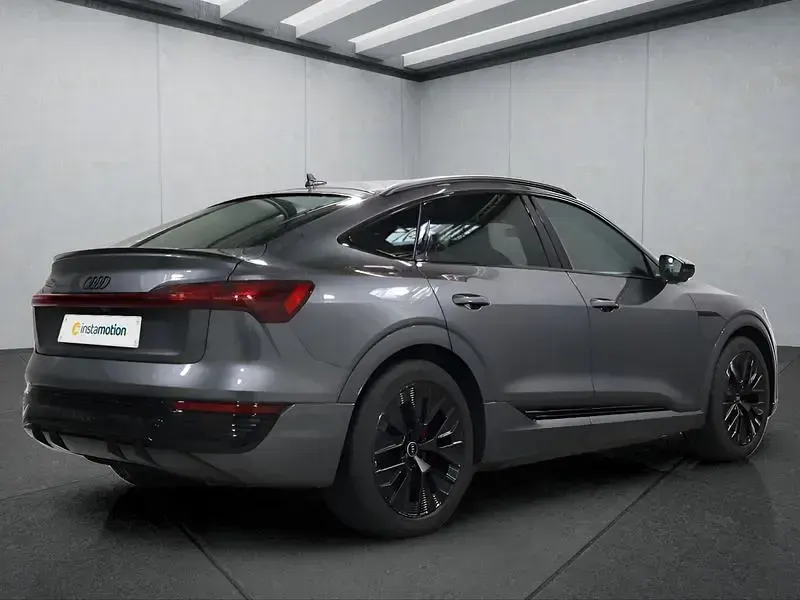 Gebraucht Audi Q8 e-tron 300 kW (408 PS) 2024 Grau SUV
