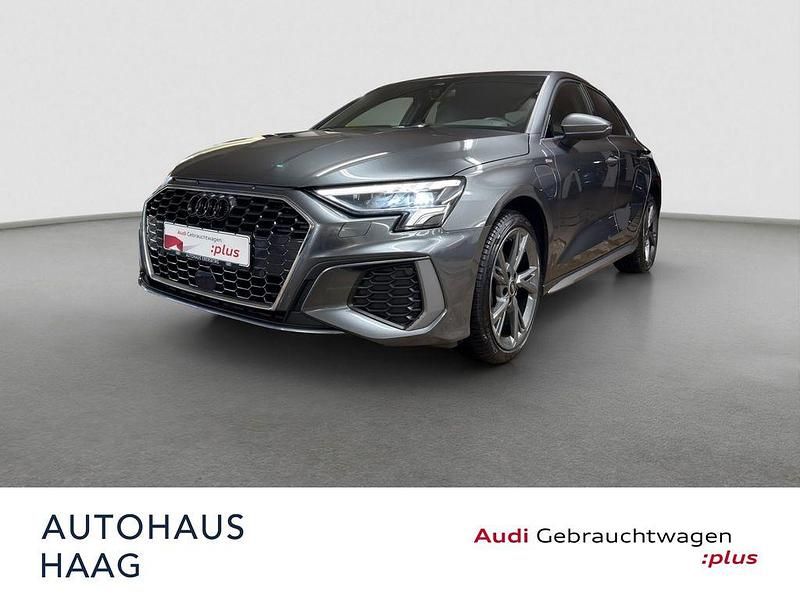 Grau Gebraucht 2022 Audi A3 Business Limousine | 27.800 € (Teuer) - Bild 1/4