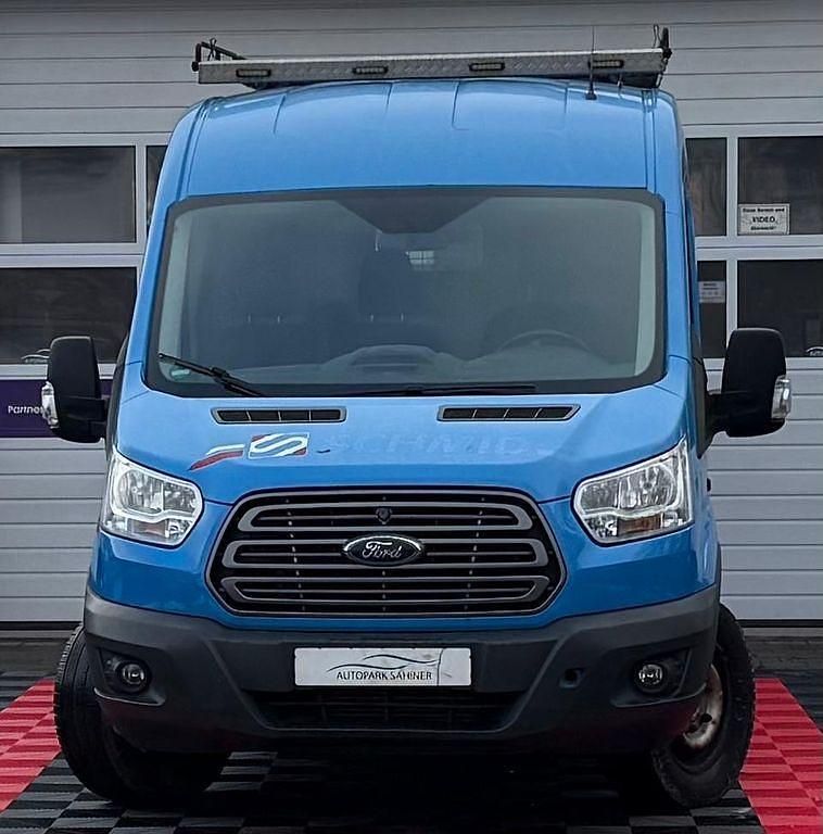 Blau Gebraucht 2015 Ford Transit Trend Limousine | 8.999 € (Superpreis) - Bild 1/4