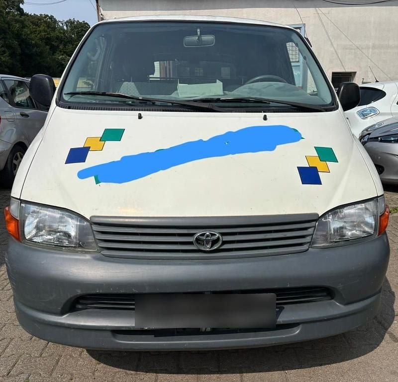 Weiß Gebraucht 2004 Toyota HiAce Van / Kleinbus | 3.850 € (Superpreis) - Bild 1/4
