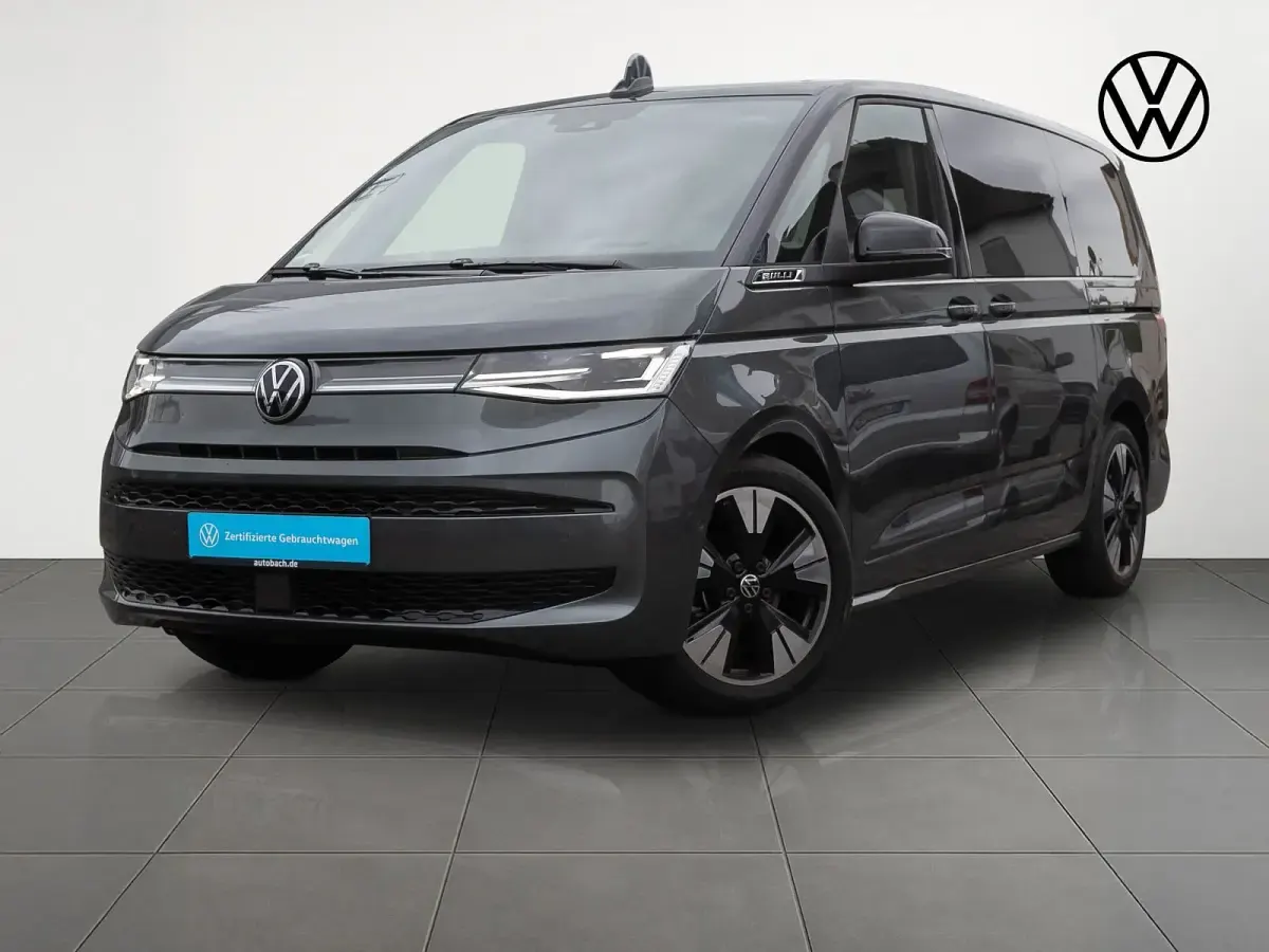 Używany VW Multivan Life 150 KM (110 kW) 2024 Szary Minivan