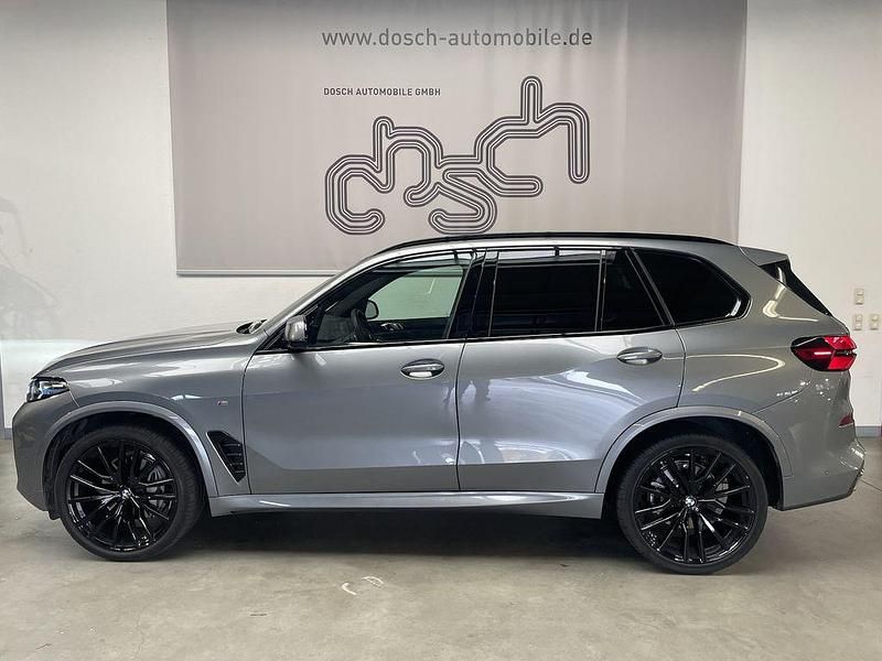 Gebraucht BMW X5 M Sport 298 PS (219 kW) 2025 Skyscraper grau SUV