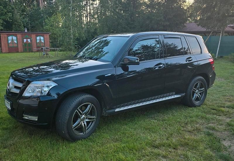 Schwarz Gebraucht 2010 Mercedes GLK220 SUV | 9.500 € (Guter Preis) - Bild 1/4