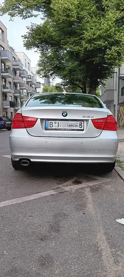 Gebraucht BMW 316 116 PS (85 kW) 2012 Limousine