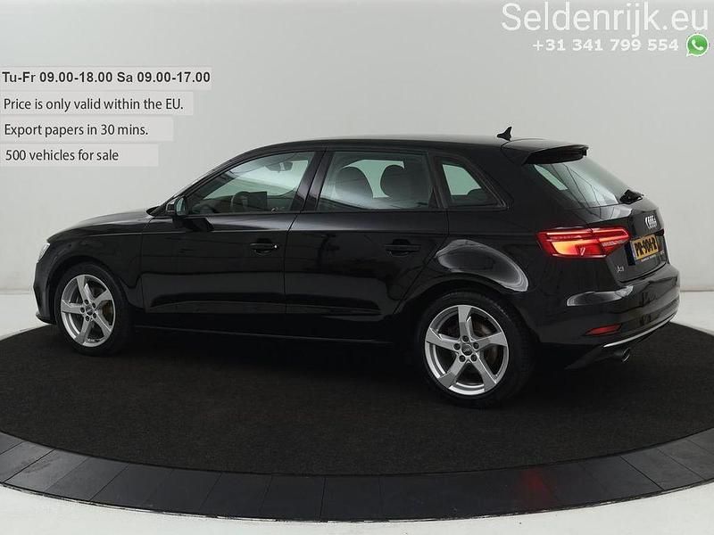 Gebraucht Audi A3 Sport 116 PS (85 kW) 2017 Schwarz Limousine