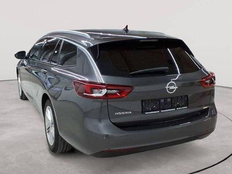 Gebraucht Opel Insignia Elegance 122 PS (89 kW) 2022 Mondstein grau metallic Kombi