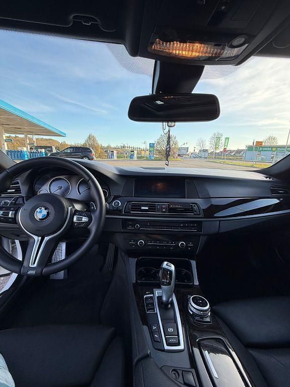 Gebraucht BMW 530 Performance 258 PS (189 kW) 2012 Weiß Limousine