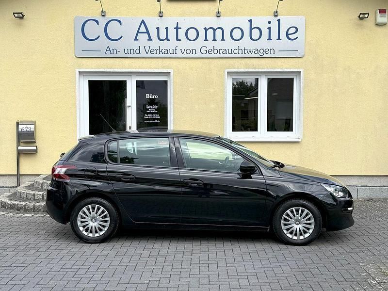 Gebraucht Peugeot 308 Access 125 PS (91 kW) 2014 Limousine