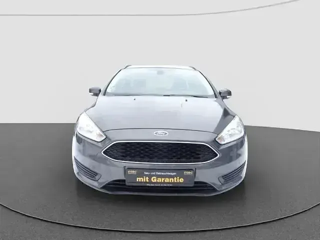 Gebraucht Ford Focus Trend 120 PS (88 kW) 2014 Braun Limousine