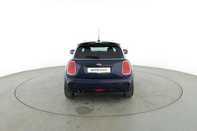 Gebraucht Mini Cooper 136 PS (100 kW) 2018 Blau Kleinwagen
