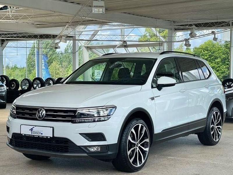 Schwarz Gebraucht 2019 VW Tiguan Allspace R-line SUV | 21.790 € (Superpreis) - Bild 1/4