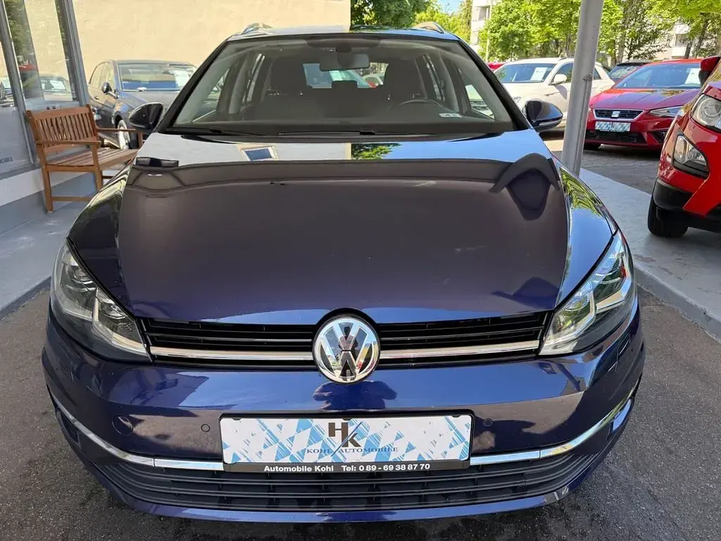 Gebraucht VW Golf VII Highline 150 PS (110 kW) 2020 Blau Kombi