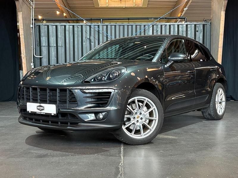 Grau Gebraucht 2017 Porsche Macan S SUV | 38.900 € (Fairer Preis) - Bild 1/4