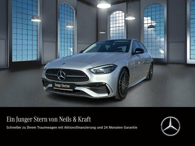 Hightechsilber Gebraucht 2023 Mercedes C300 AMG Limousine | 50.450 € - Bild 1/4