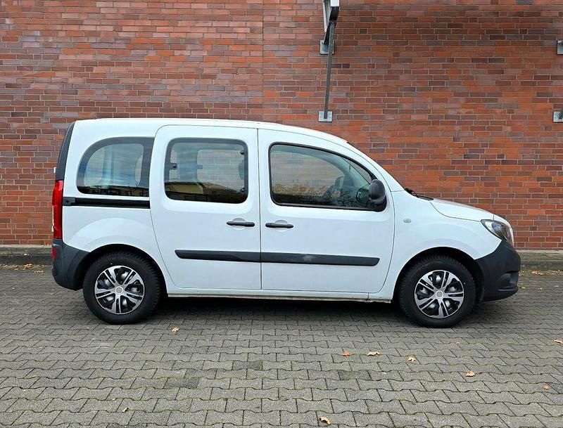 Gebraucht Mercedes Citan 112 114 PS (83 kW) 2018 Weiß Van / Kleinbus