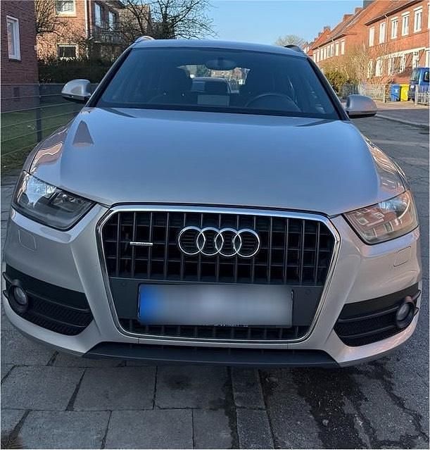 Gebraucht Audi Q3 170 PS (125 kW) 2011 Gold SUV