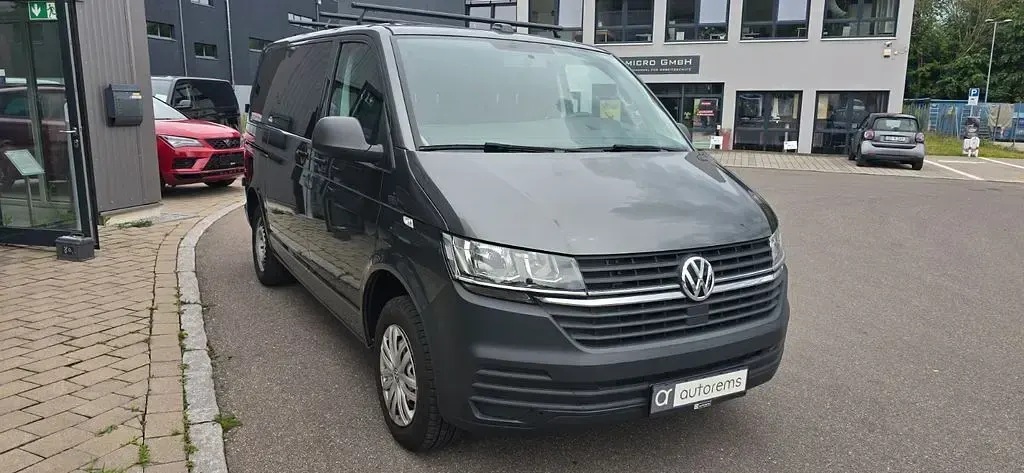Gebraucht VW Caravelle 150 PS (110 kW) 2020 Grau Van