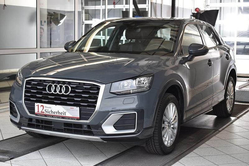 Gebraucht Audi Q2 Advanced 150 PS (110 kW) 2019 Grau SUV