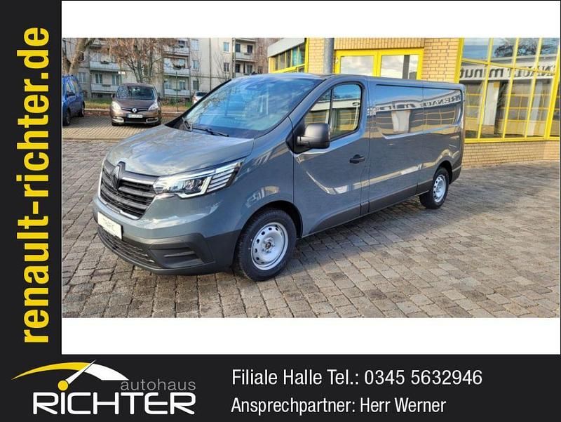 Neu Renault Trafic Komfort 131 PS (96 kW) 2025 Grau Van / Kleinbus