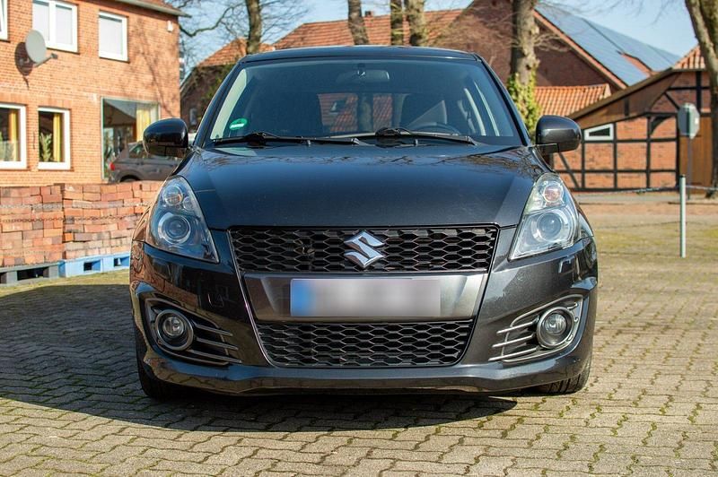 Gebraucht Suzuki Swift Sport 136 PS (100 kW) 2013 Schwarz Kleinwagen