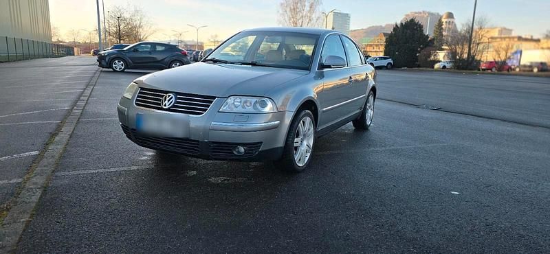 Gebraucht VW Passat 131 PS (96 kW) 2002 Grau Limousine