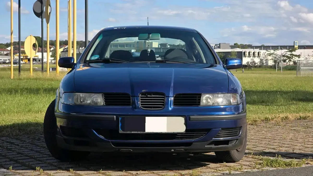 Gebraucht Seat Toledo 105 PS (77 kW) 2002 Blau Limousine