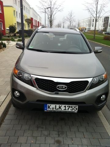 Gebraucht Kia Sorento Vision 197 PS (144 kW) 2009 Grau metallic SUV