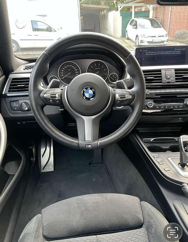 Grau Gebraucht 2019 BMW 440 M Sport Kleinwagen | 37.500 € (Fairer Preis) - Bild 1/4