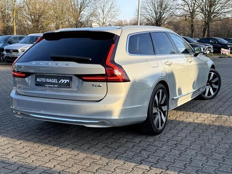 Gebraucht Volvo V90 Core 398 PS (292 kW) 2025 Grau Kombi