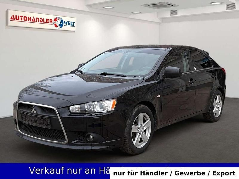 Gebraucht Mitsubishi Lancer Sportback 150 PS (110 kW) 2012 Schwarz Limousine