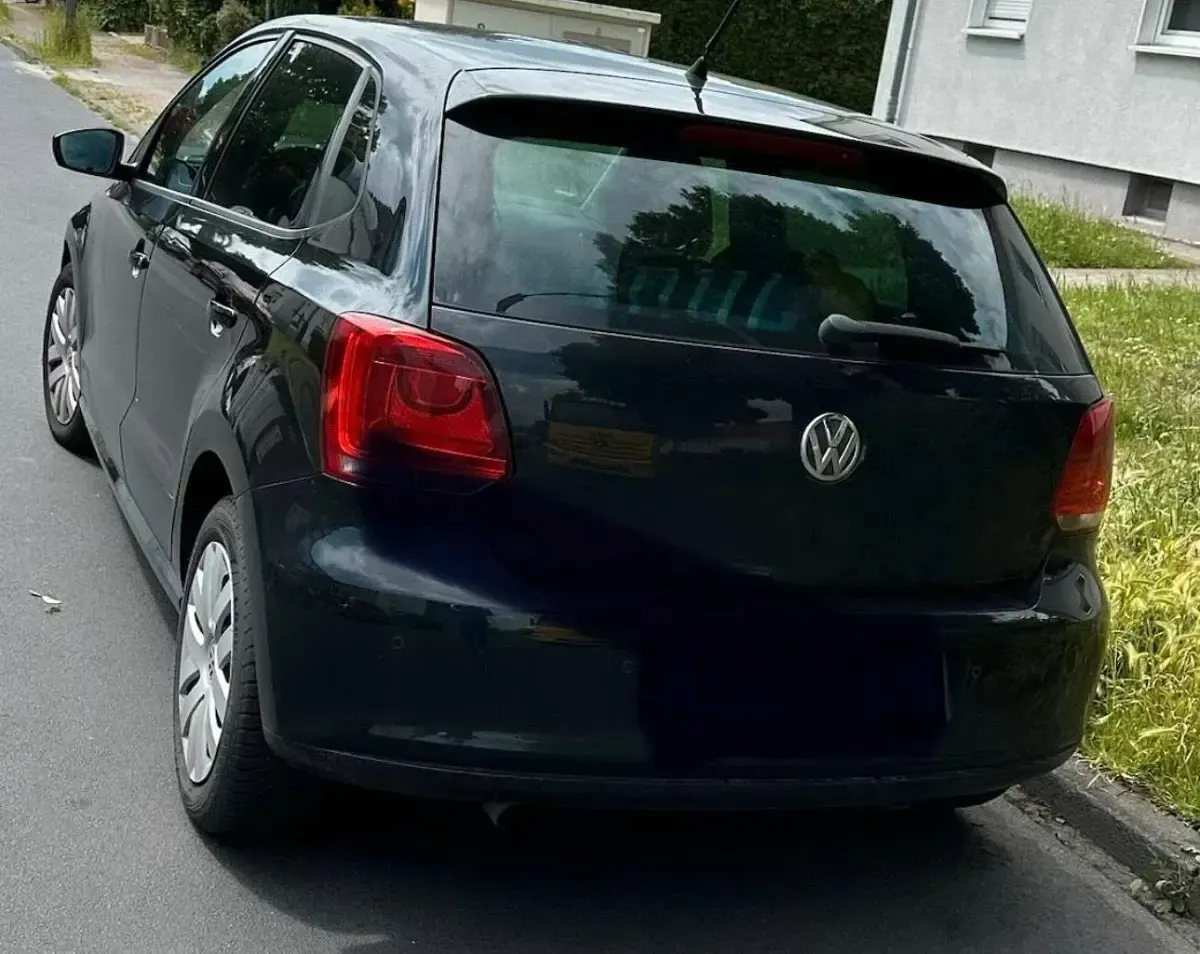 Gebraucht VW Polo 90 PS (66 kW) 2010 Schwarz Kleinwagen