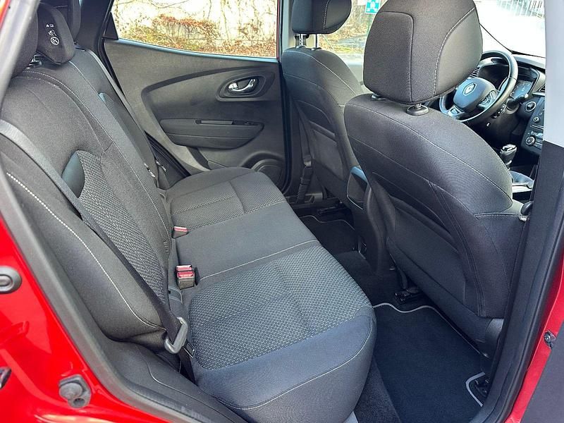 Gebraucht Renault Kadjar 131 PS (96 kW) 2017 Rot SUV