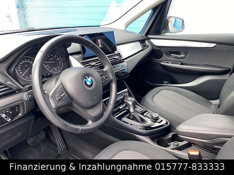 Gebraucht BMW 218 Active Tourer Basis 136 PS (100 kW) 2017 Grau Van / Kleinbus