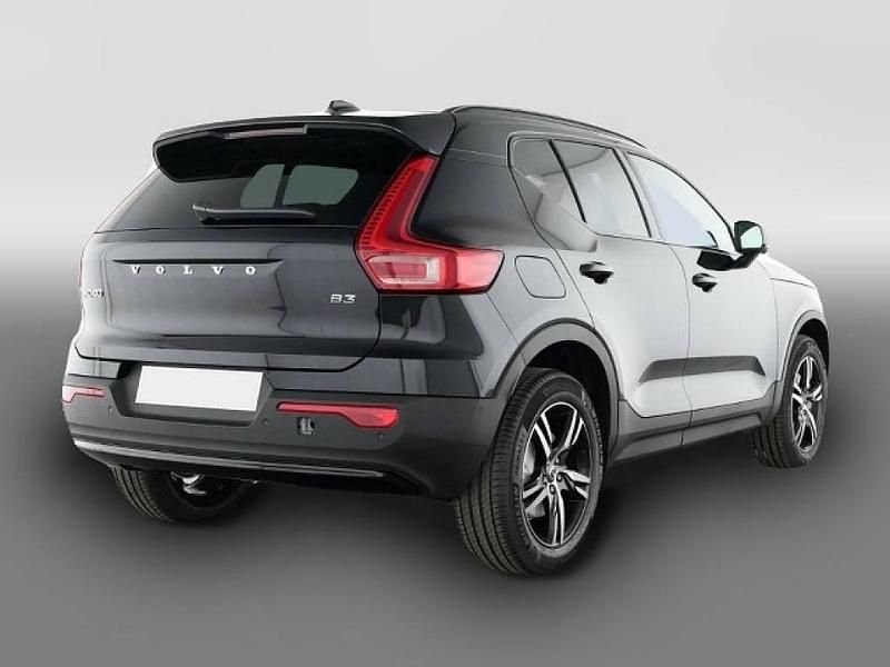 Gebraucht Volvo XC40 Plus 163 PS (119 kW) 2025 Schwarz SUV