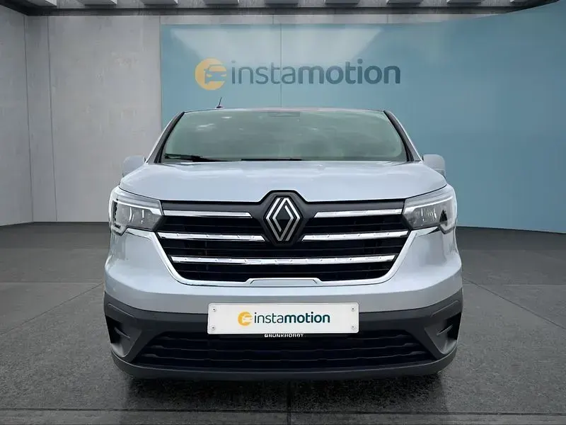 Ny Renault Trafic 150 HK (110 kW) 2025 Grå MPV