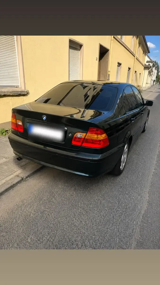 Gebraucht BMW 318 143 PS (105 kW) 2004 Grün Limousine