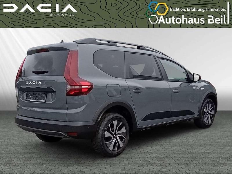Neu Dacia Jogger Expression 110 PS (80 kW) 2025 Schiefergrau Van / Kleinbus