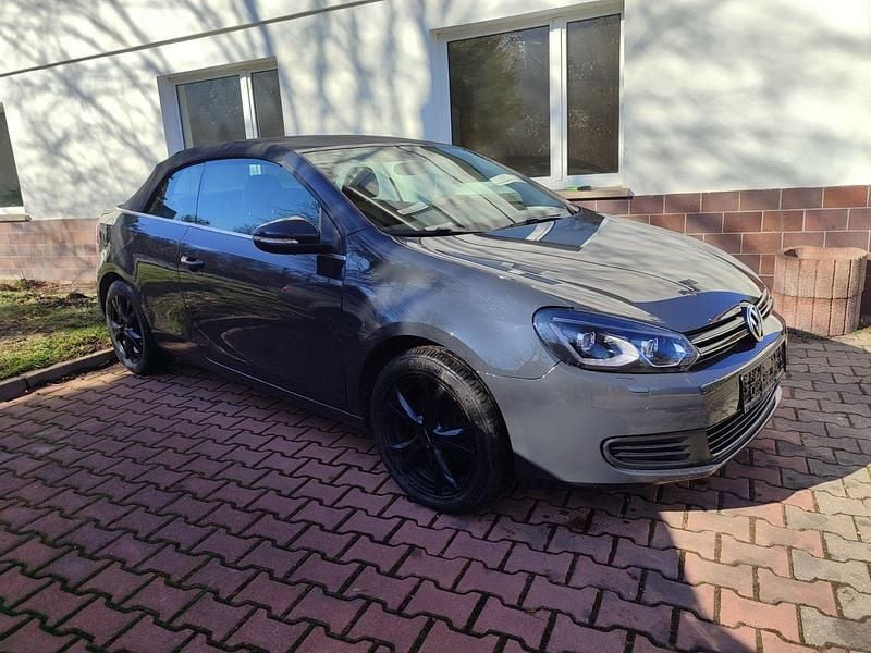 Gebraucht VW Golf Cabriolet 105 PS (77 kW) 2012 Grau Cabrio