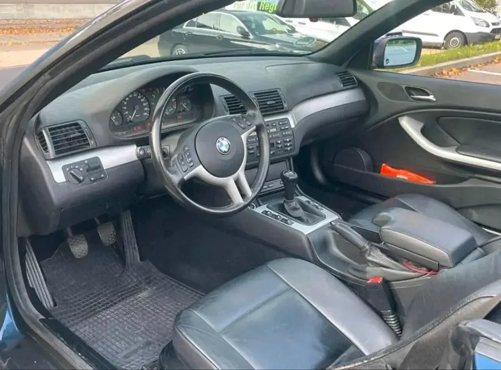 Gebraucht BMW 318 Cabriolet 150 PS (110 kW) 2005 Blau Cabrio