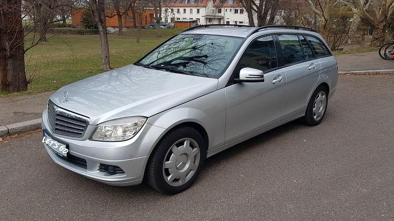 Silber Gebraucht 2009 Mercedes C200 Elegance Kombi | 5.200 € (Fairer Preis) - Bild 1/4