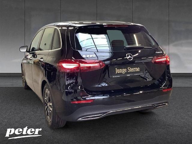 Gebraucht Mercedes B220 Progressive 190 PS (139 kW) 2025 Unilack nachtschwarz Kleinwagen