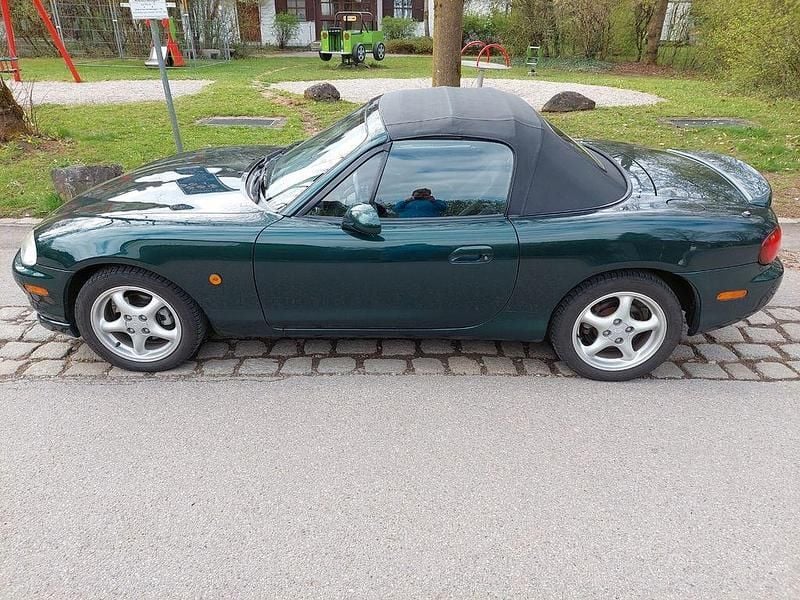 Używany Mazda MX5 110 KM (80 kW) 1999 Zielony Kabriolet