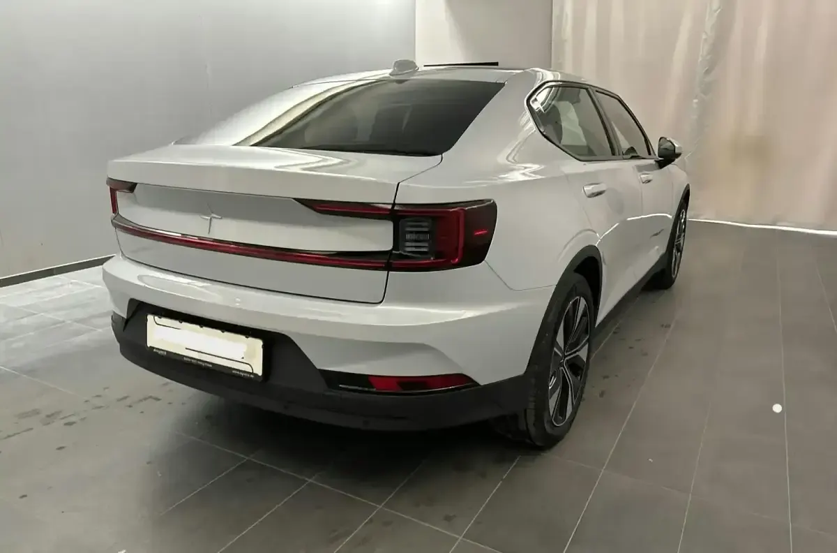Gebraucht Polestar 2 169 kW (231 PS) 2022 Silber / grau Kleinwagen
